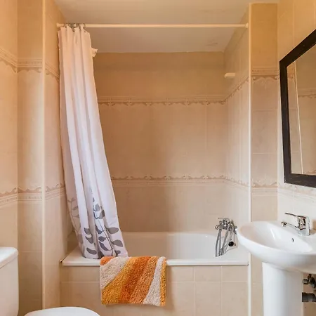 Con Jardin Privado Apartman *